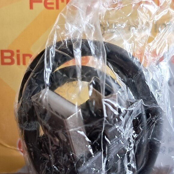 TrendGeek  Binoculars With Integrated Digital Camera Model TG-125 - Picture 10 of 16